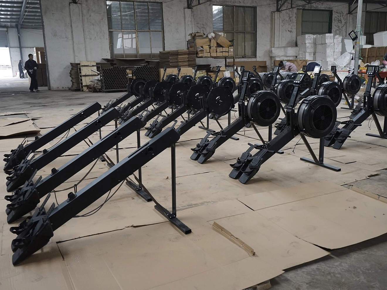 Kuinka valita parhaat soutulaitteet: T&auml;ydellinen opas vesi-, ilma- ja magneettityypeist&auml;