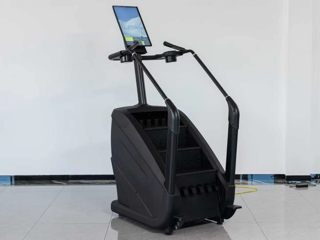 Ինչպես ընտրել լավագույն կարդիո ռեժիմը. աստիճաններով մագլցող մեքենաների հիմնական առավելությունները