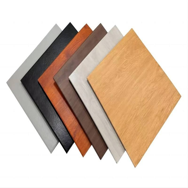 XYSFITNESS木目シリーズ: 衝撃と音を吸収する体育館のゴム製床材 (15-50mm)